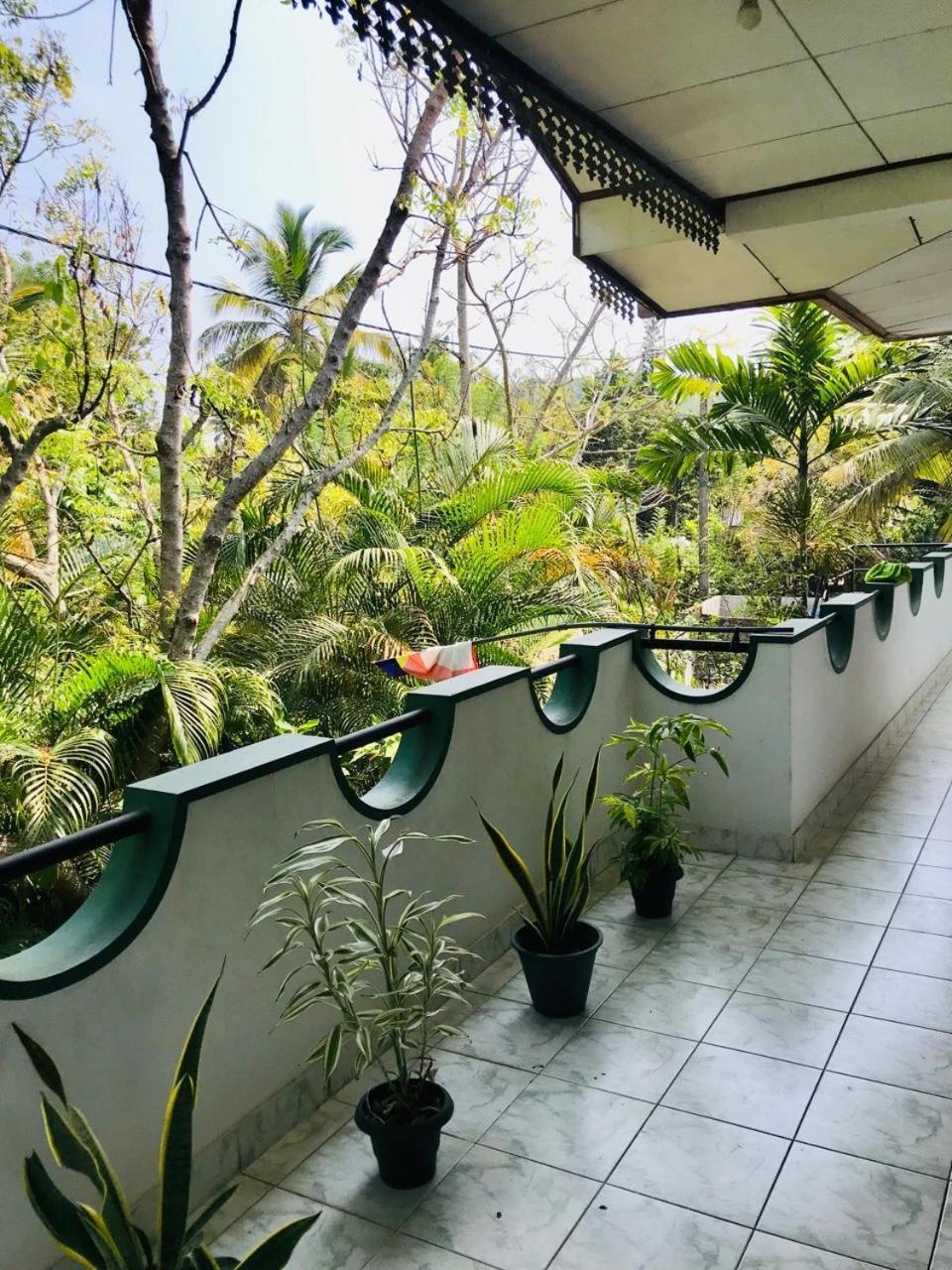 Dana Guest Home Mirissa Bagian luar foto